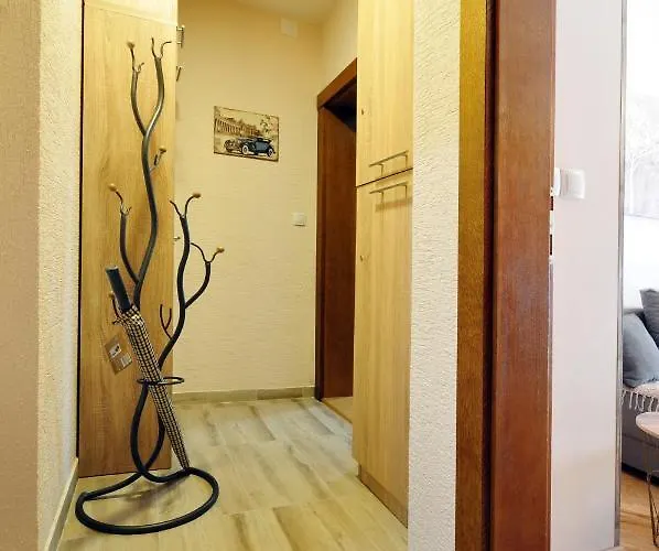 아파트 Lora Vrnjci