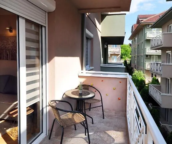 아파트 Lora Vrnjci